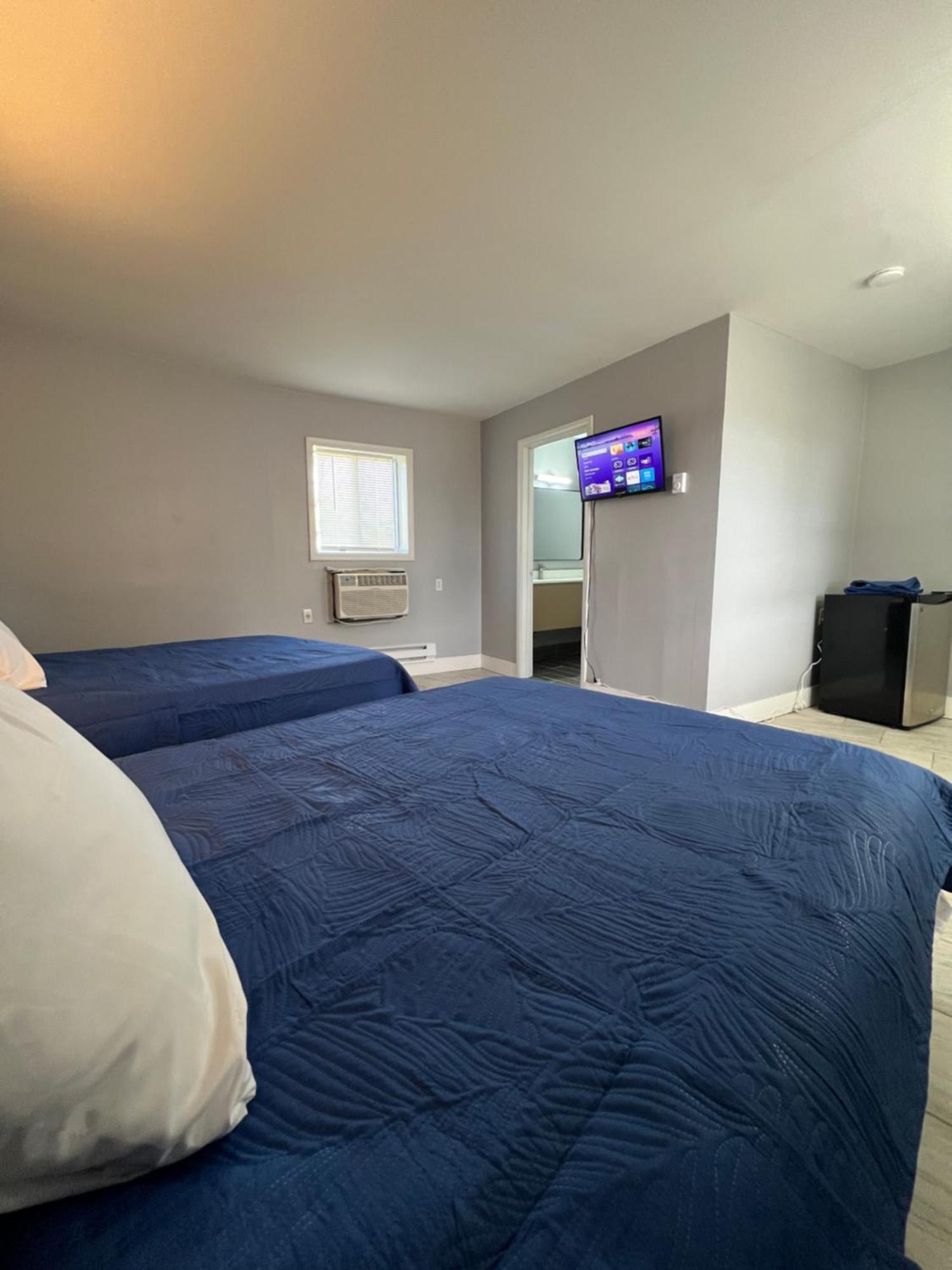 Nest Inn Уотертаун Экстерьер фото